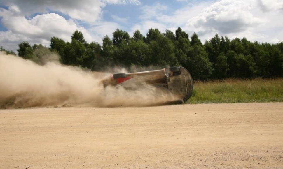Dainiaus Matijošaičio su „Mitsubishi Lancer Evolution“ avarija Estijos ralyje