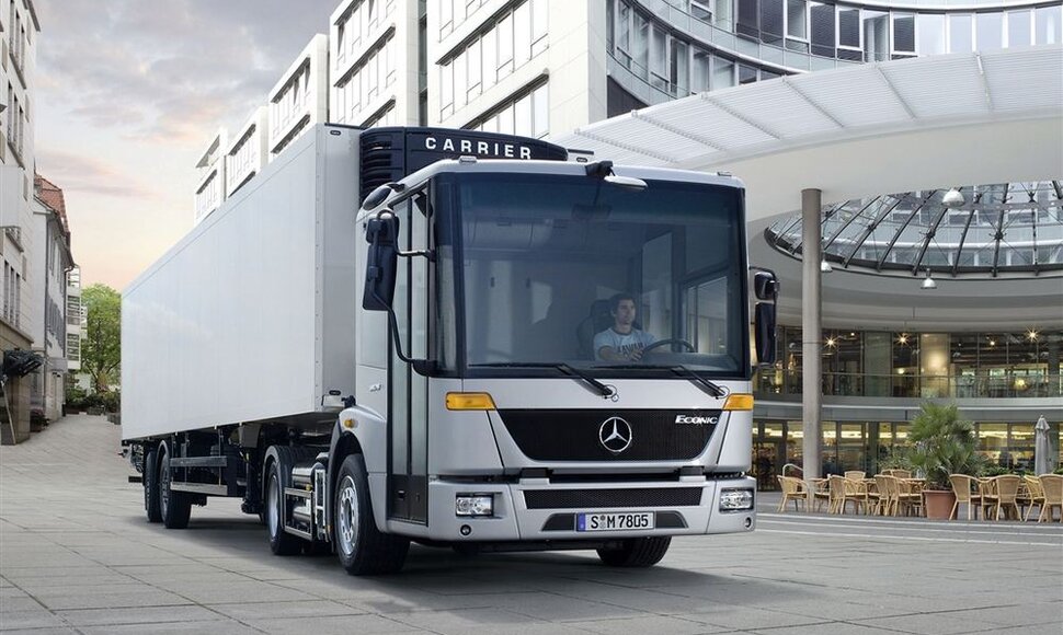 &bdquo;Mercedes-Benz&ldquo; vilkikas