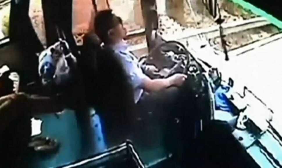 Herojus autobuso vairuotojas