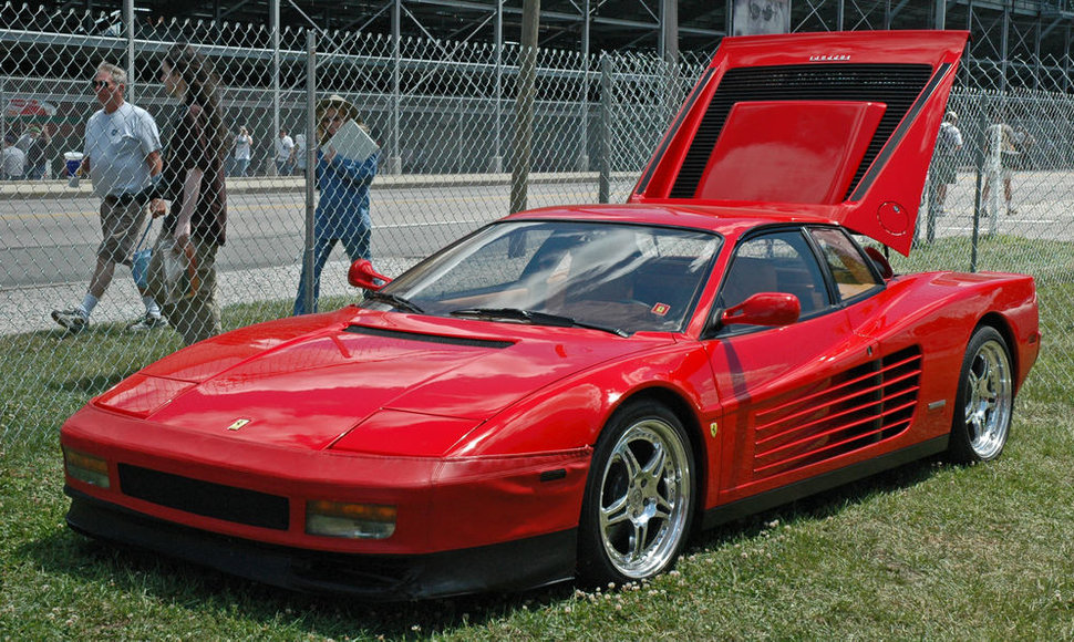 „Ferrari Testarossa“