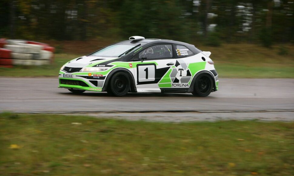 555 km lenktynių finalas