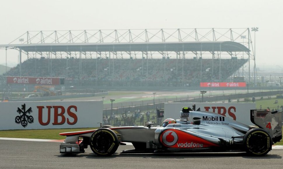 F-1 Indijos lenktynių kvalifikacijos akimirka