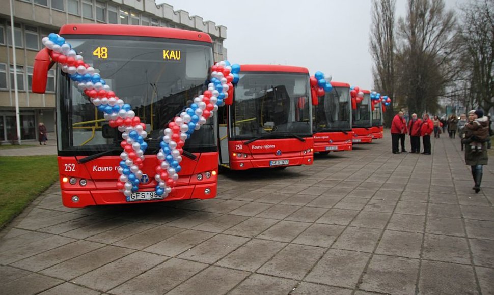 Naujieji Kauno rajono autobusai