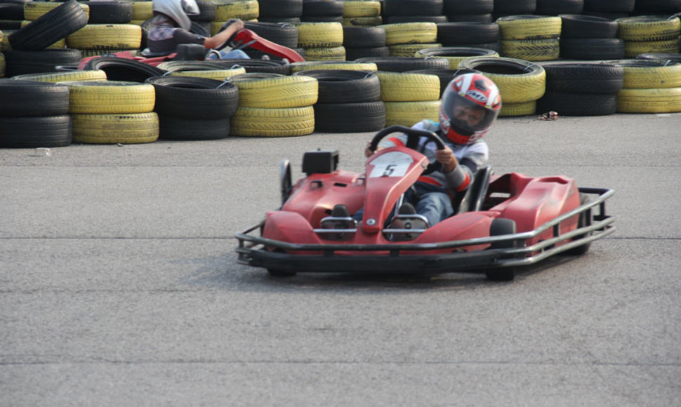 Kartingai