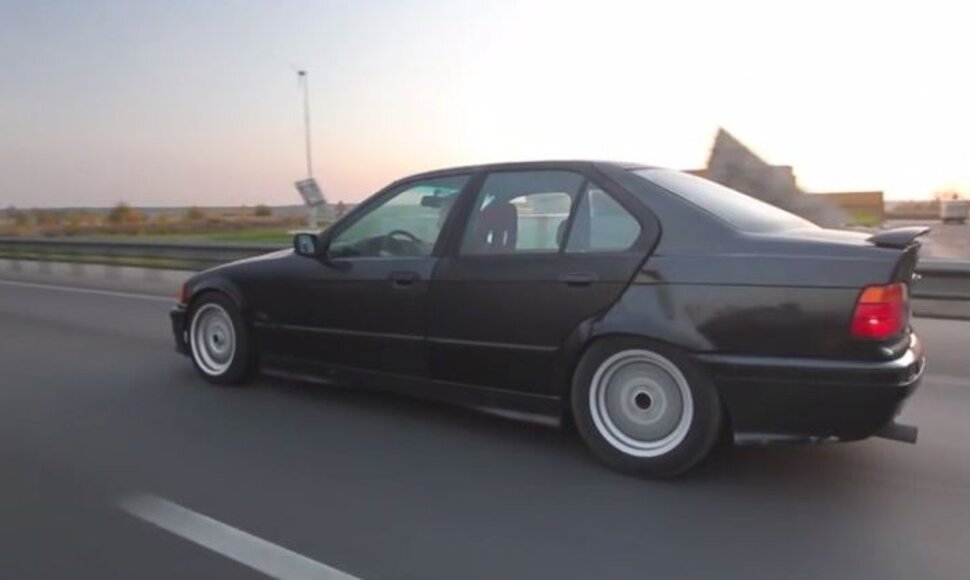 BMW 3