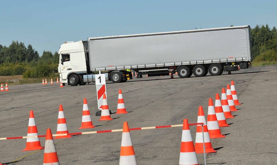 Geriausio sunkiojo transporto vairuotojo konkursas