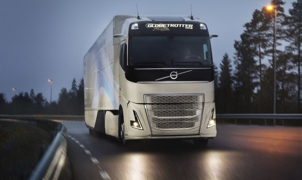 Hibridinis „Volvo trucks“ sunkvežimis