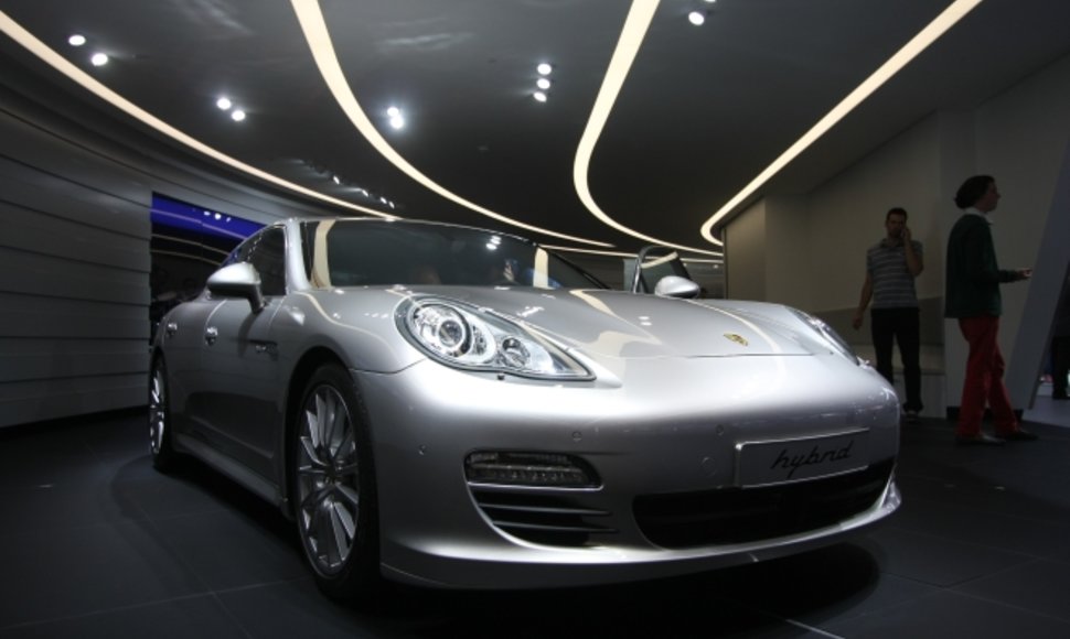 „Porsche Panamera hybrid“