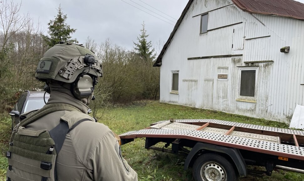 Jungtinės teisėsaugos pajėgos smogė oro balionais gabenamos kontrabandos tinklui