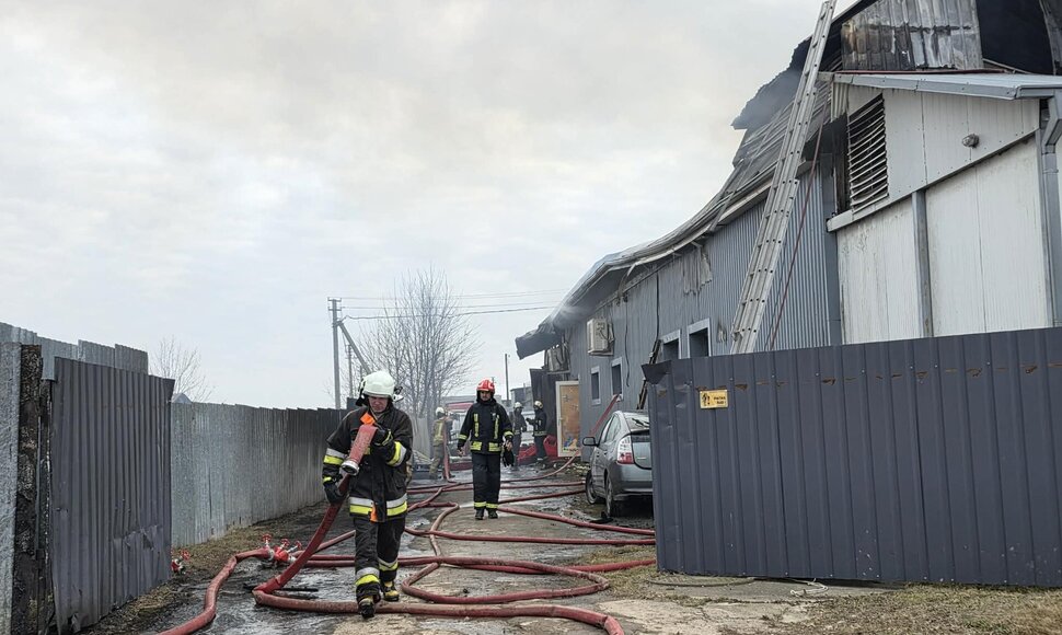 Kauno rajone degė rūkykla