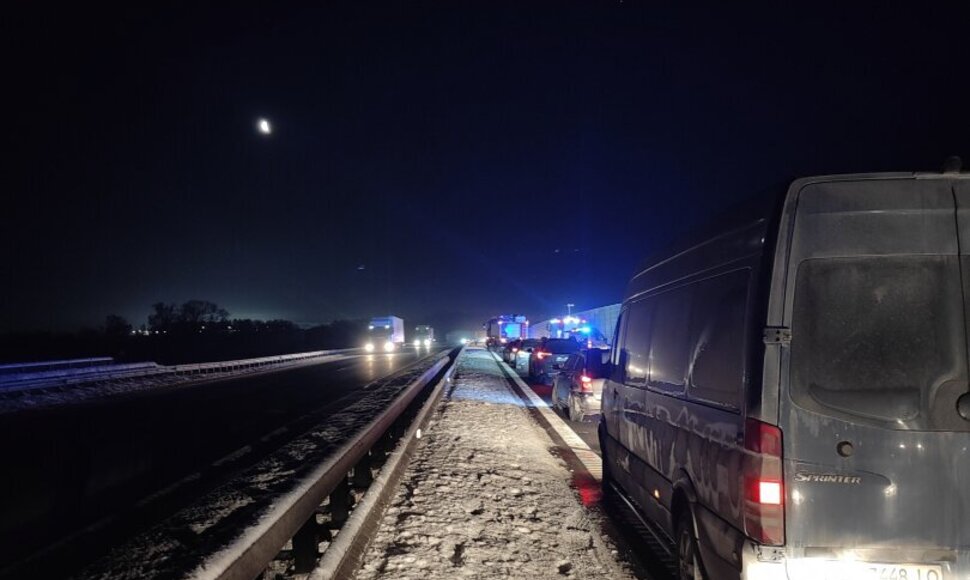 Spūstis &bdquo;Via Baltica&ldquo; kelyje