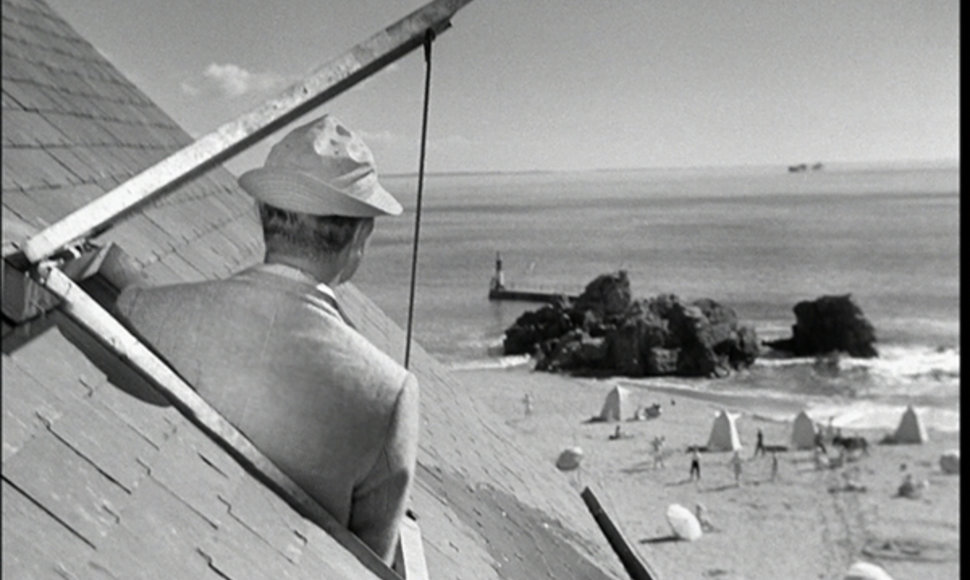 Kadras iš Jacques Tati filmo Pono Julo atostogos