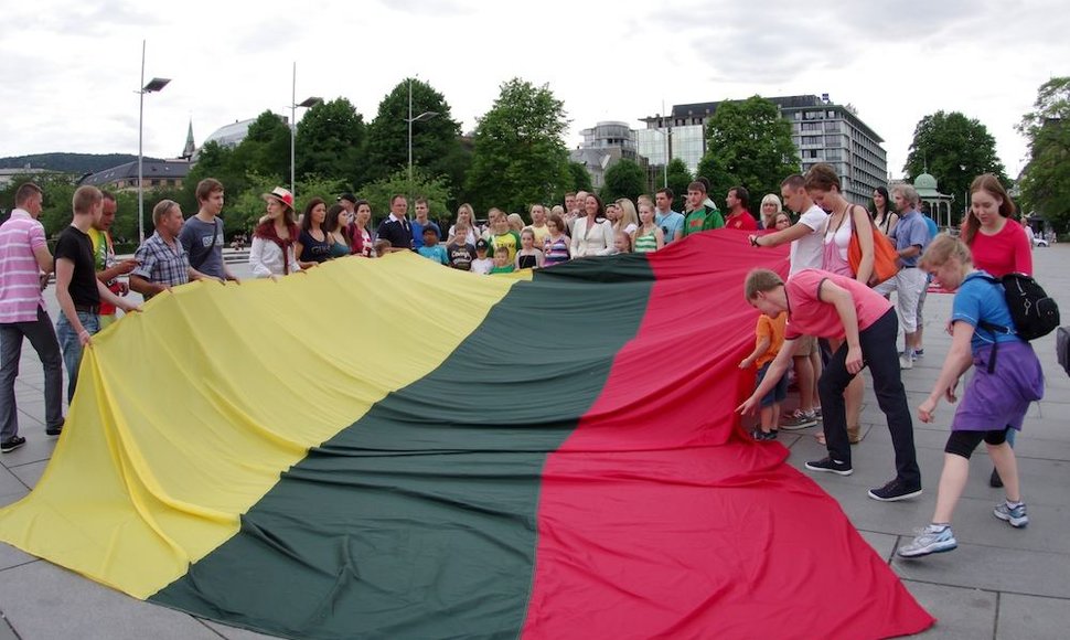 Lietuvos trispalvė buvo iškelta ir Bergene (Norvegija)
