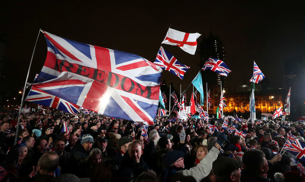 Britai švenčia išstojimą iš Europos Sąjungos