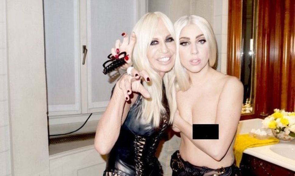 Lady Gaga ir Dontella Versace