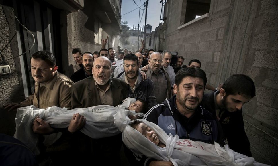 Paulo Hanseno nuotrauka, nuotrauka laimėjusi 2012 metų Pasaulio spaudos fotografijos (World Press Photo) apdovanojimą