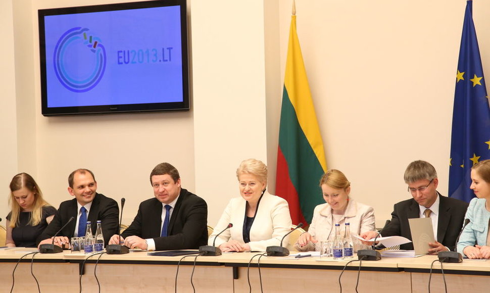 Lietuvos Respublikos Prezidentė Dalia Grybauskaitė susitiko su Nuolatinių atstovų komiteto nariais