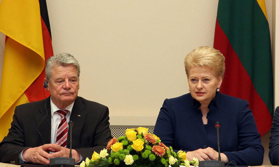 Dalia Grybauskaitė drauge su Lietuvoje viešinčiu Vokietijos vadovu Joachimu Gaucku atidarė Lietuvos ir Vokietijos verslo forumą