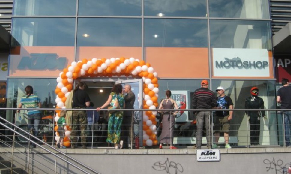 KTM salono atidarymas Vilniuje