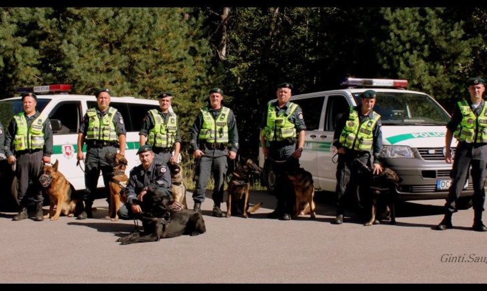 Policijos pareigūnai