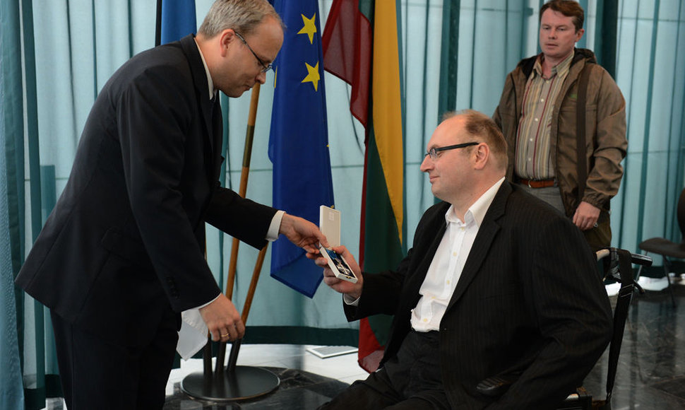 Estijos valstybinis apdovanojimas įteiktas Tomui Šernui