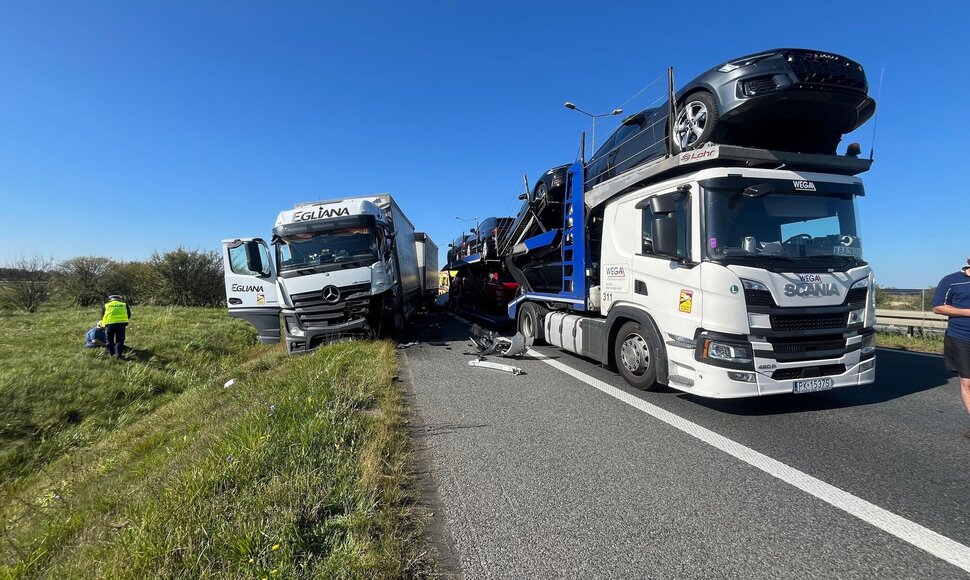 Lietuvos pilietis sukėlė skaudžią avariją Lenkijoje