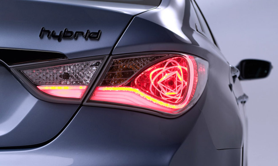 „Hyundai Sonata“