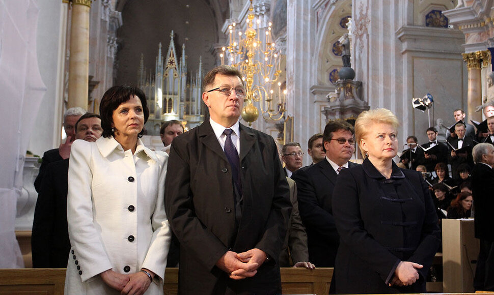 Dalia Grybauskaitė ir Algirdas Butkevičius su žmona