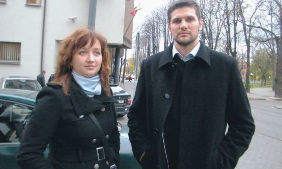 Maršrutinių taksi įmonių savininkai M.Gumbakienė ir A.Tamavičius pasirengę vežėjų ir keleivių interesus ginti teisme. 