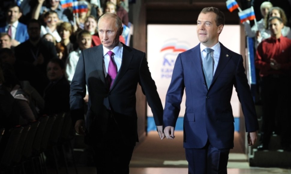 D.Medvedevas ir V.Putinas partijos suvažiavime