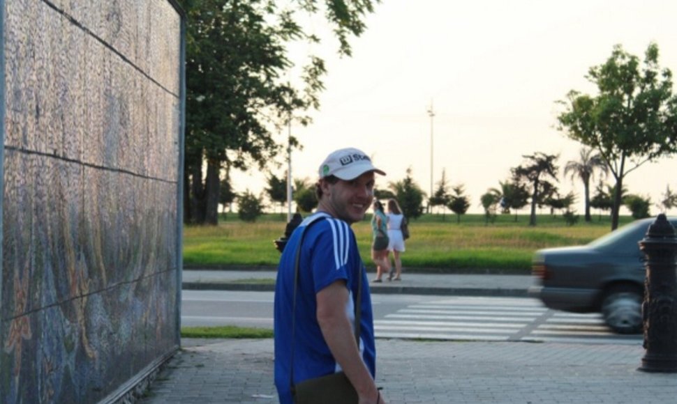 D.Kinderis prieš bėgimą Gruzijoje, Batumio kurorte prie Juodosios jūros