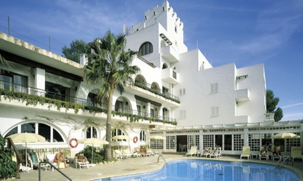 Viešbutis „Bon Sol“, kurį itin mėgo aktorius Errolas Flynnas. 
