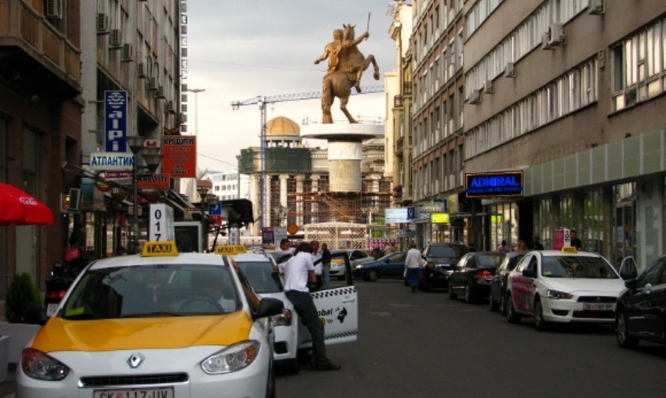 Aleksandro Makedoničio skulptūra miesto centre