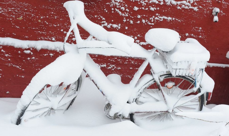 Artėjant žiemai daugelis palieka dviračius šiltajam sezonui