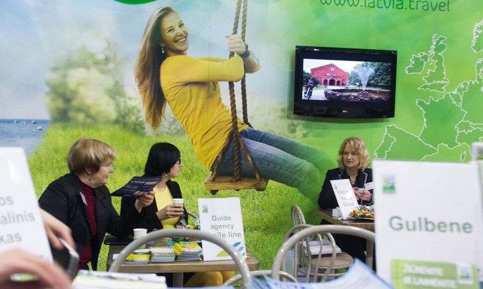 &bdquo;Adventur&ldquo; parodoje netrūko ir vietos, ir užsienio turizmo naujovių
