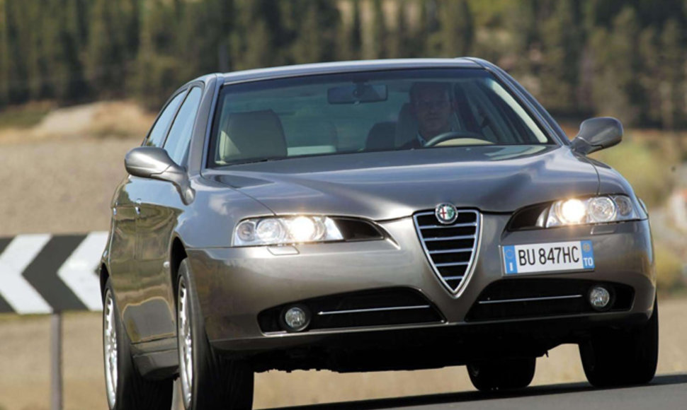 „Alfa Romeo 166“