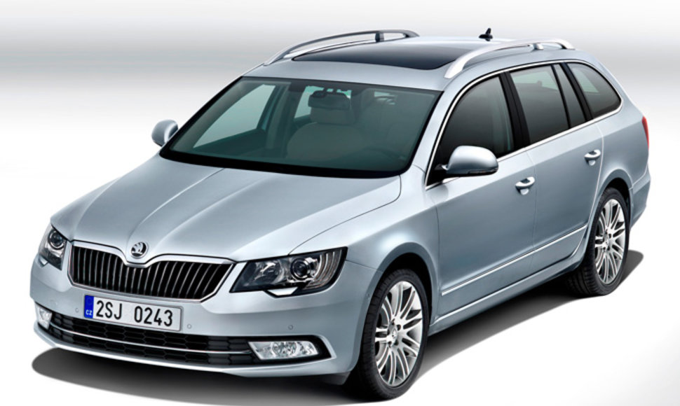 „Škoda Superb“