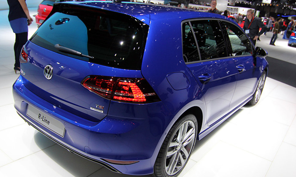 „Volkswagen Golf R-Line“