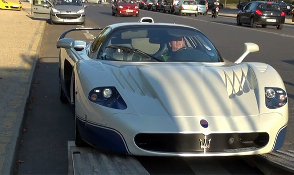 „Maserati MC12“