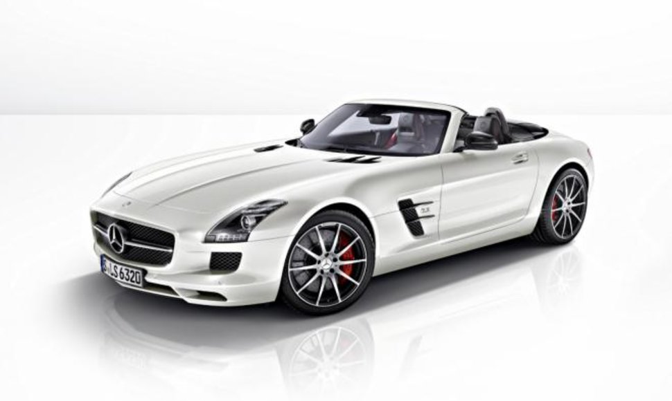 „Mercedes-Benz“ pristatys patobulintą SLS AMG GT