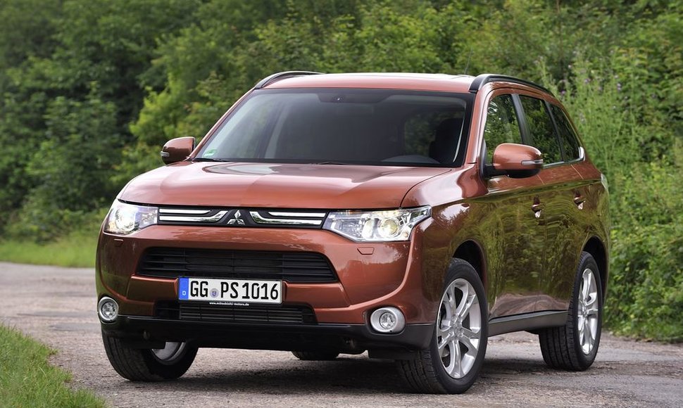 „Mitsubishi Outlander“ 2012