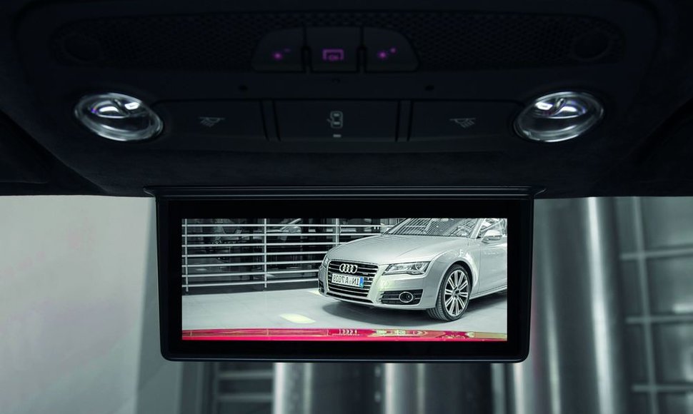 „Audi R8 e-tron“ naujasis skaitmeninis veidrodėlis