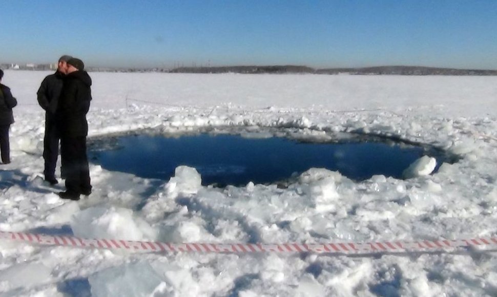 Озеро Чебаркуль в Челябинской области, куда упали обломки метеорита.