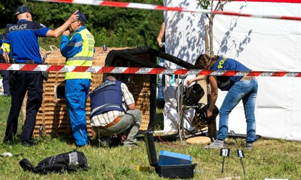 В Швейцарии рухнул туристический воздушный шар