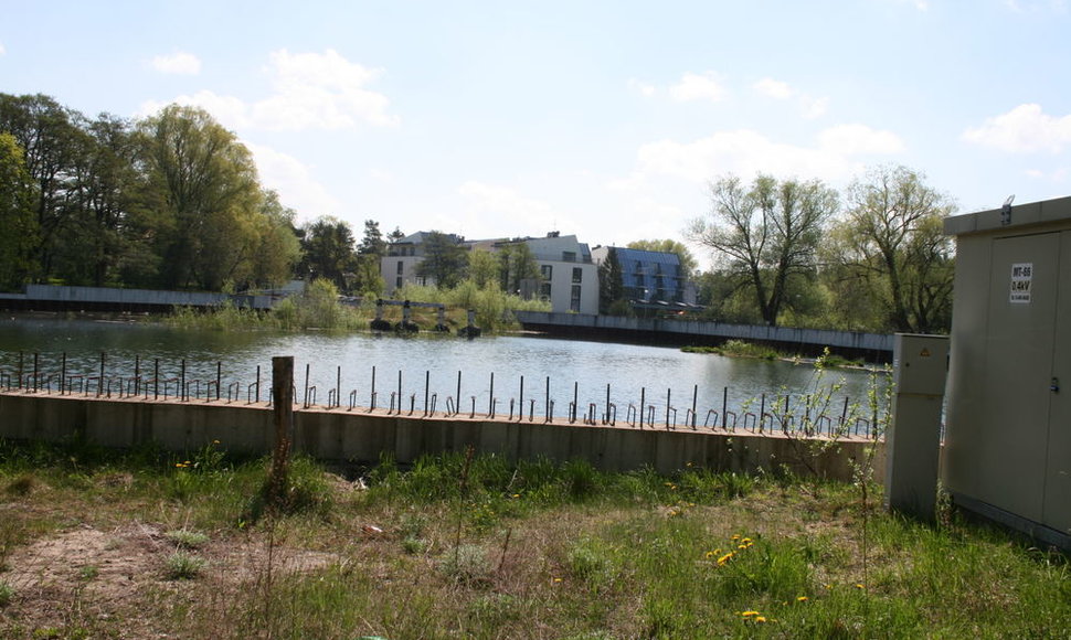 Buvusio "Jūratės" baseino vietoje Palangoje jau galėjo stovėti naujas baseinas ir viešbutis.