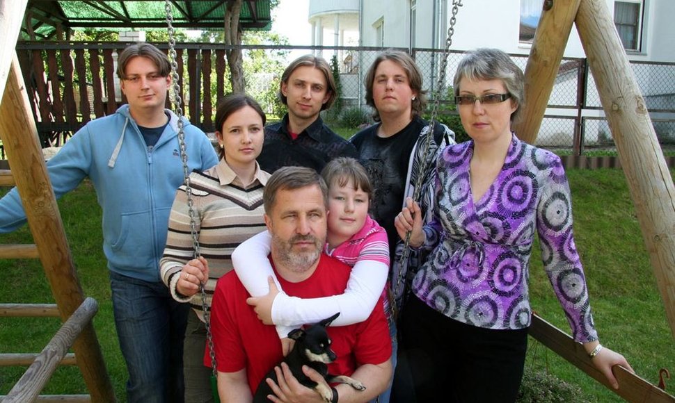 E.Žakaris su šeima