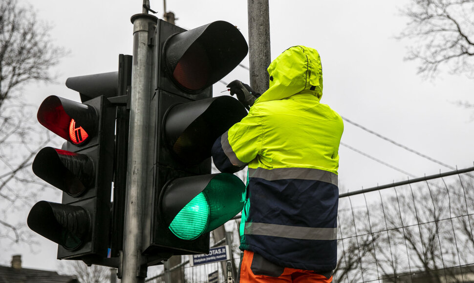 Vilniuje grąžinamos lentelės su žaliomis rodyklėmis