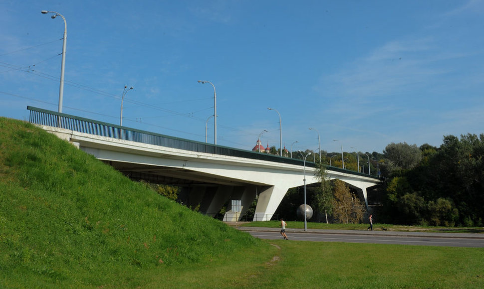 Žirmūnų tiltas