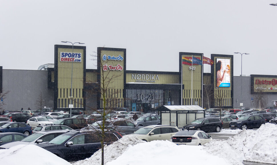 Prekybos centrai pirmąją dieną po galimybių paso panaikinimo