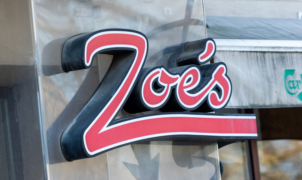 Zoe's Bar & Grill
